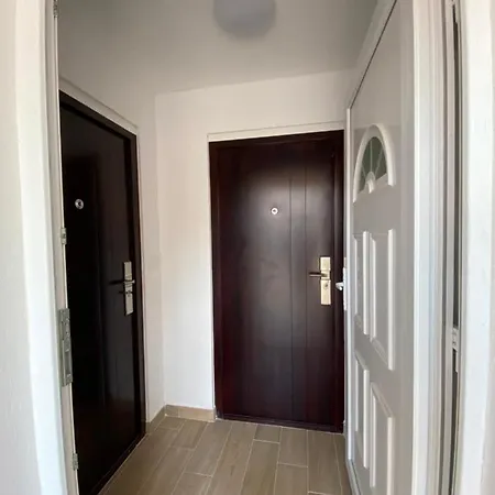 Lina Apartman