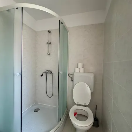 Lina דירה קופר