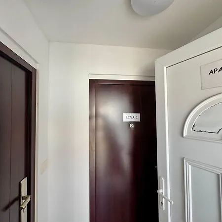 Lina Apartament *